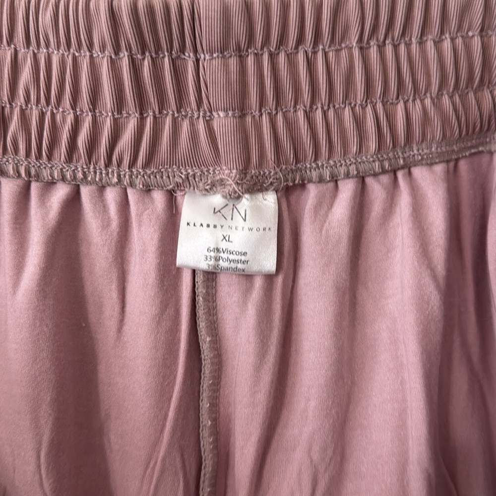 Klassy Network Matching Set - Picture 8 of 8